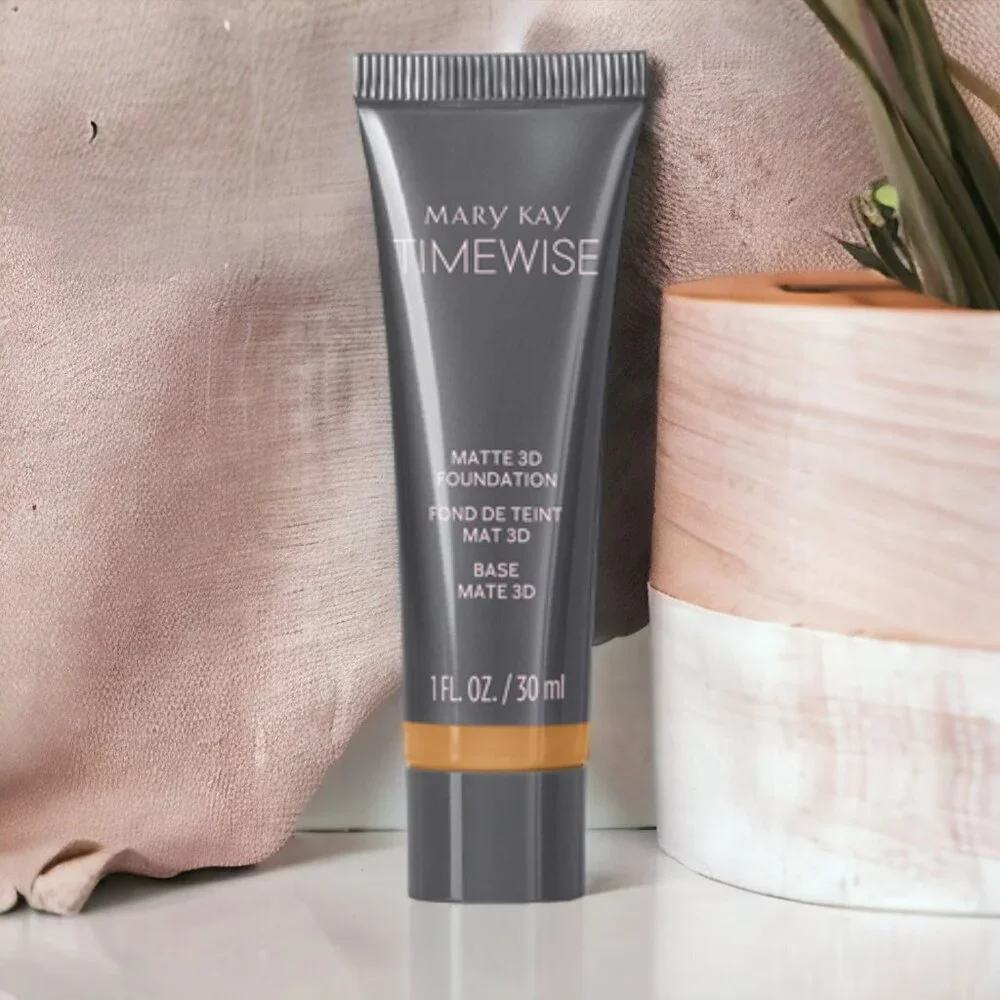Beige W 180 TimeWise® Matte 3D Foundation 1 fl. oz